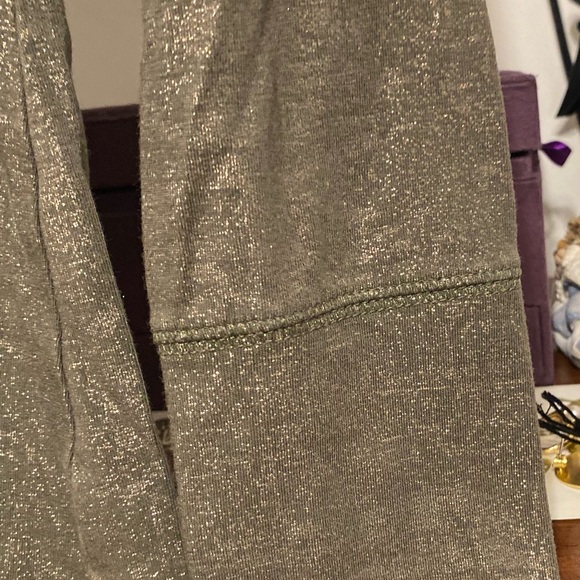 a.n.a Metallic Olive Green Long Sleeve Blouse - Picture 4 of 6